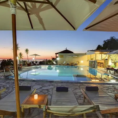 Paramonas Sleeps 10 Pool Air Con Wifi * Paramonas (Corfu)