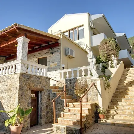 Paramonas Sleeps 10 Pool Air Con Wifi Villa Paramonas (Corfu)